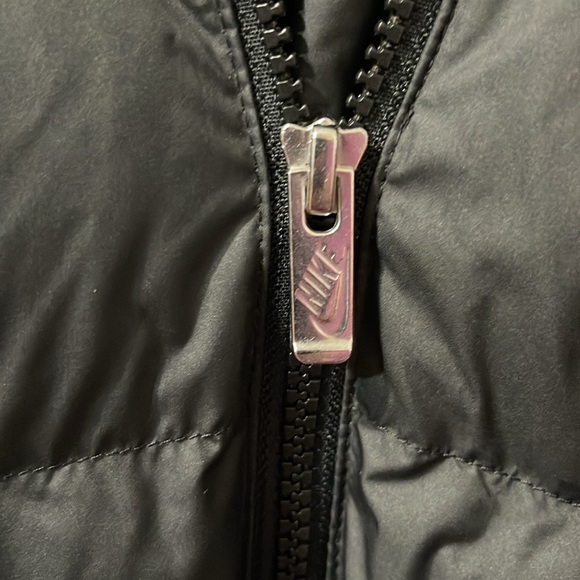 Nike Women Long Puffer Black Jacket - Picture 7 of 7